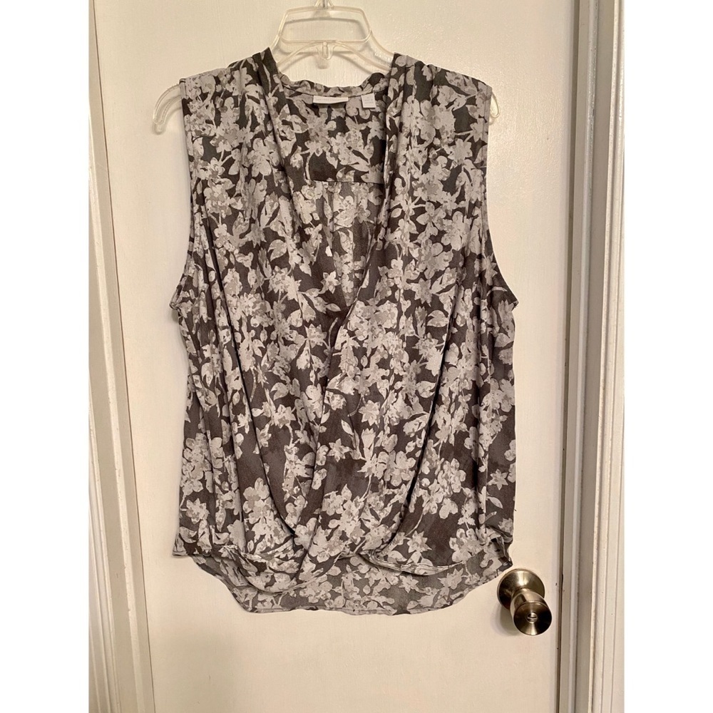 NWOT XL Grey and White sleeveless top